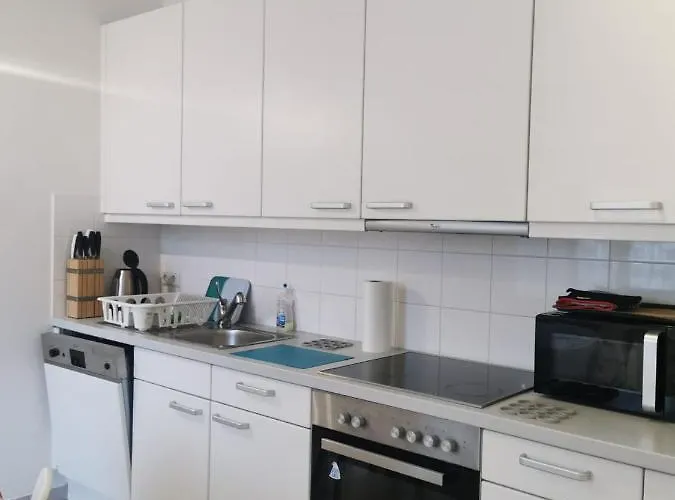 Mariahilfer 4 Min To The Shopping Center And Schoenbrunn Palace Апартаменты *