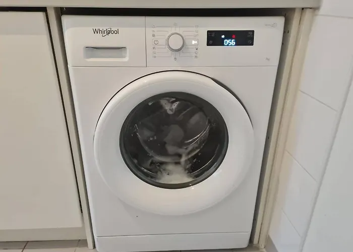 Апартаменты Mariahilfer 4 Min To The Shopping Center And Schoenbrunn Palace *